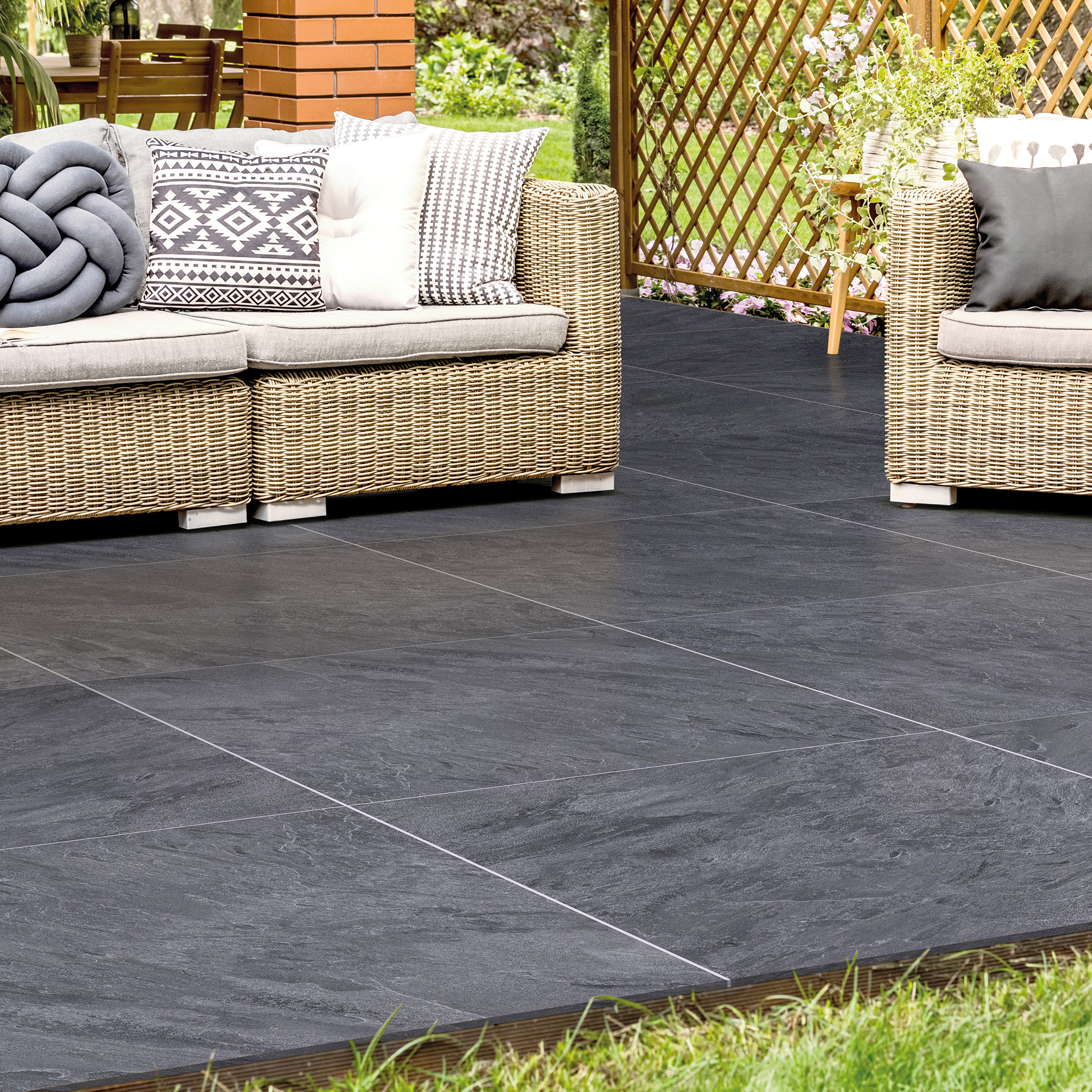 Avio anthracite porcelain floorings